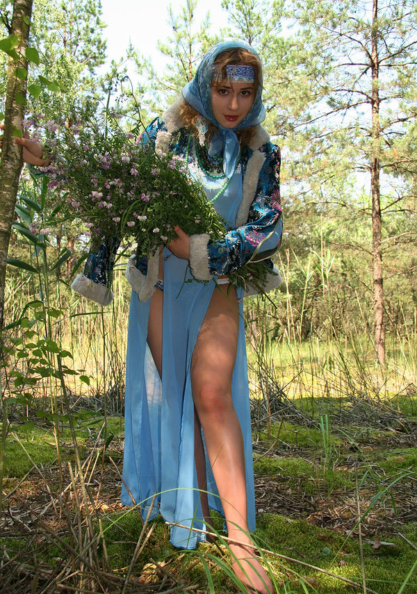 Виктория, 22